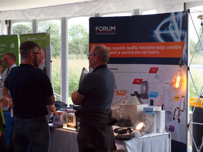 Forum Stand